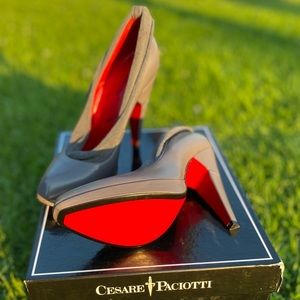 NEW Cesare Paciotti Leather High Heel Pumps. Size 7